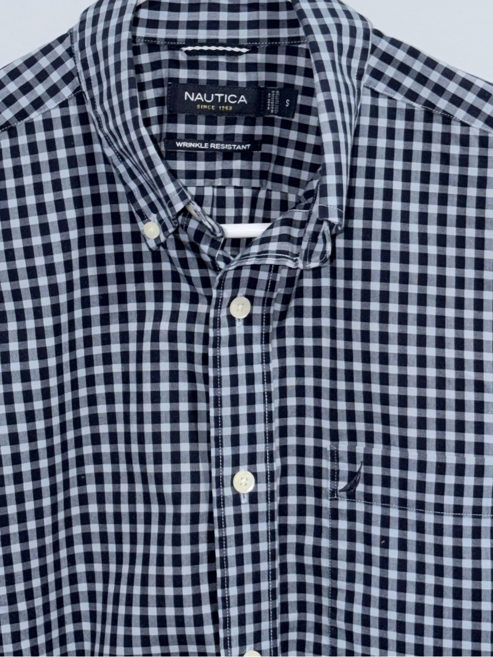 Nautica Men’s Navy & Blue Gingham Check Button-Down Shirt Wrinkle Resistant